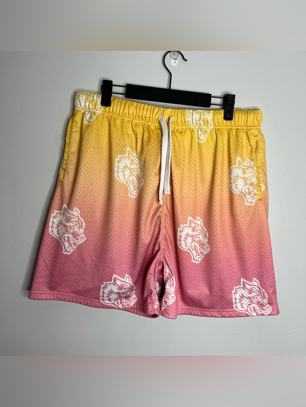 Darc Sport Gradient Mesh Shorts Mens XL Yellow Pink Gym